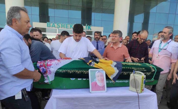 Vefat eden sağlık görevlisi organlarıyla 4 hastaya umut oldu