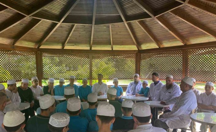 Yatılı eğitim alan öğrencilere ziyaret