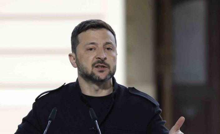 Zelenskiy: "Perşembe günü Putin’i Türkiye’de bekliyor olacağım"