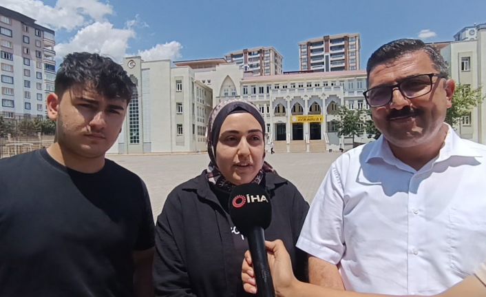 6 üniversite bitiren baba, kızıyla aynı sınıfta, oğluyla aynı okulda sınava girdi