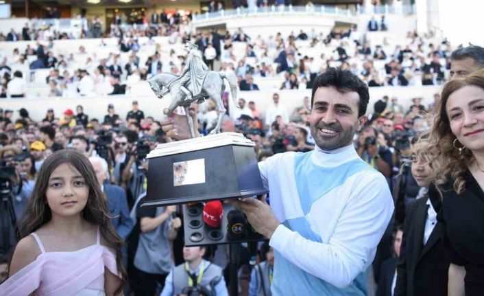 99. Gazi Koşusu şampiyonu Ahmet Çelik: "Hedefim katıldığım tüm Gazi Koşusu’larını kazanmak"