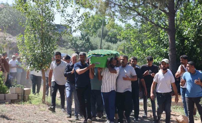 Ablasının düğünü için memleketine gelen 22 yaşındaki genç kalp krizi geçirerek öldü