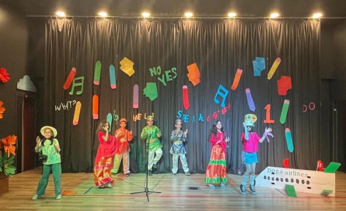 Adıyaman Doğa Kolejinde Dil Festivali coşkusu