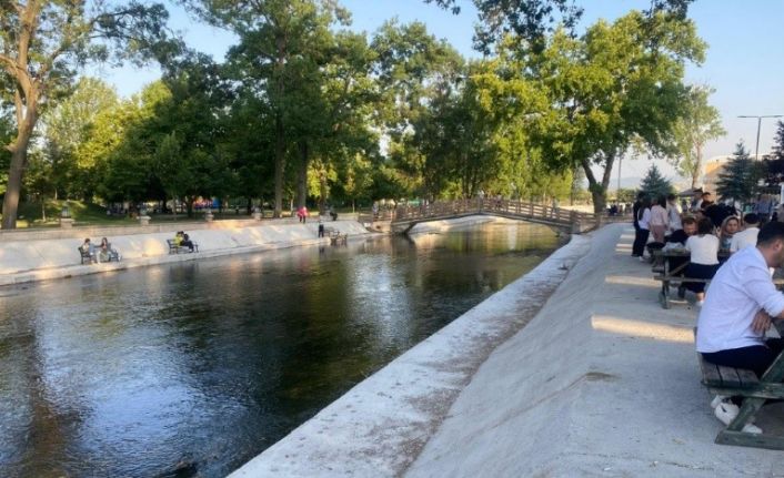 Adranos Çayı adeta yeniden canlandı