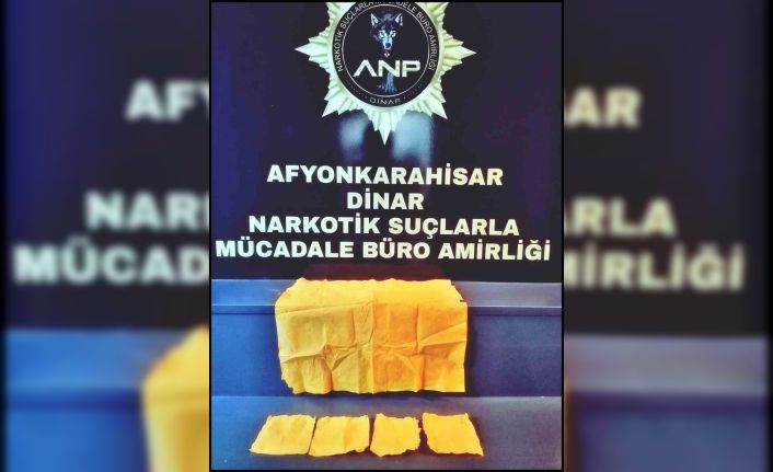 Afyonkarahisar’da araçta uyuşturucu madde ele geçirildi: 3 kişi tutuklandı