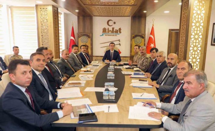 Ahlat’ta 1071 Ahlat-Malazgirt Zaferi kutlamaları hazırlık toplantısı