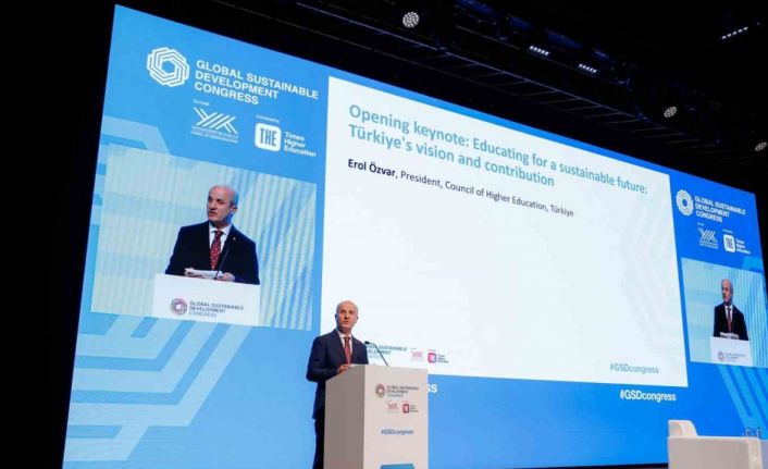 Anadolu Üniversitesi "Küresel Sürdürülebilirlik ve Kalkınma Kongresi"nde temsil edildi