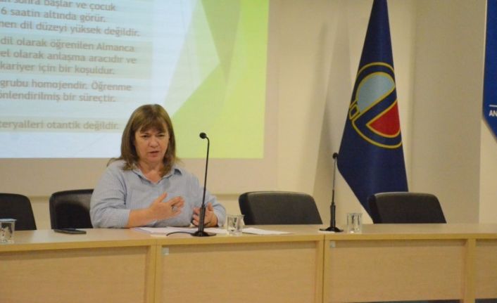 Anadolu Üniversitesi’nde "Çocuklara Erken Yaşta Yabancı Dil Olarak Almancanın Öğretimi" ele alındı