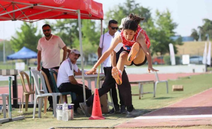 Analig Atletizm Grup Şampiyonası heyecanı Denizli’de yaşandı