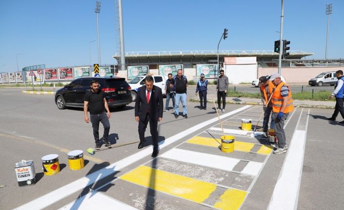 Ardahan Belediyesi’nden boyama seferberliği