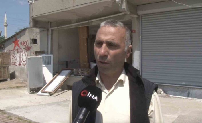 Arnavutköy’de bina sahibi kiracıları isyan ettirdi: Ayakkabıları ve kargolarını çaldı, camlarına taş fırlattı