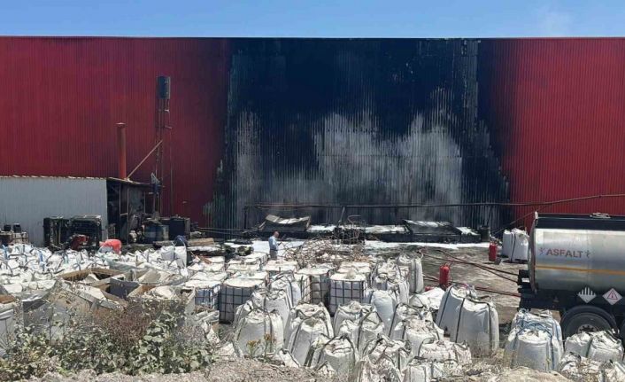 Asfalt fabrikasında yangın