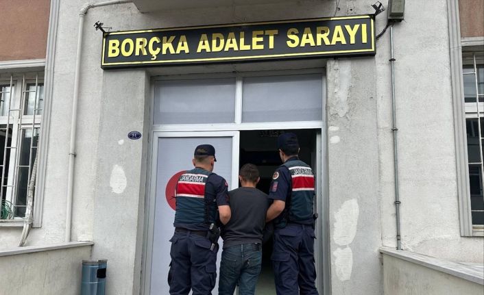 Askeri yasak bölgede yakalandı: 14 suç kaydı çıktı