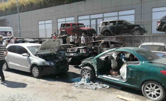 Ataşehir’de sanayi sitesinde yangın: Park halindeki araçlar alev alev yandı