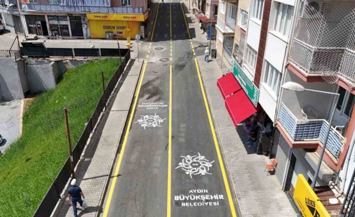 Aydın Büyükşehir Belediyesi’nin yol çalışmaları hız kesmeden sürüyor