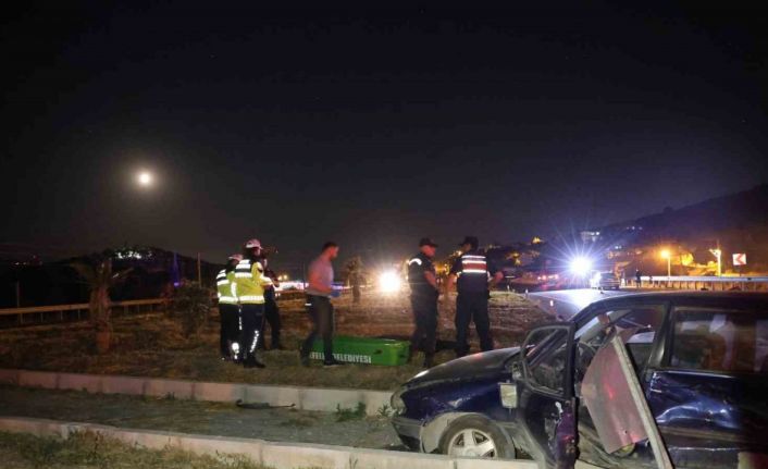 Aydın’da feci kaza... İki otomobil çarpıştı: 2 ölü, 3 yaralı