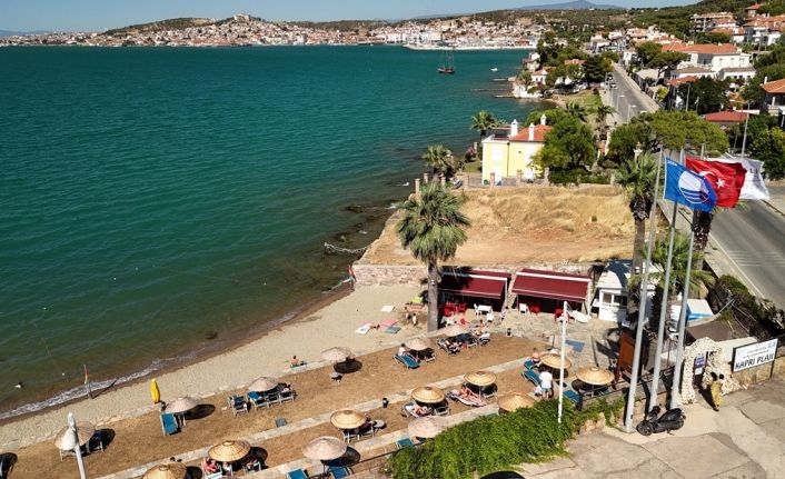 Ayvalık’ta plajlara mavi bayrak