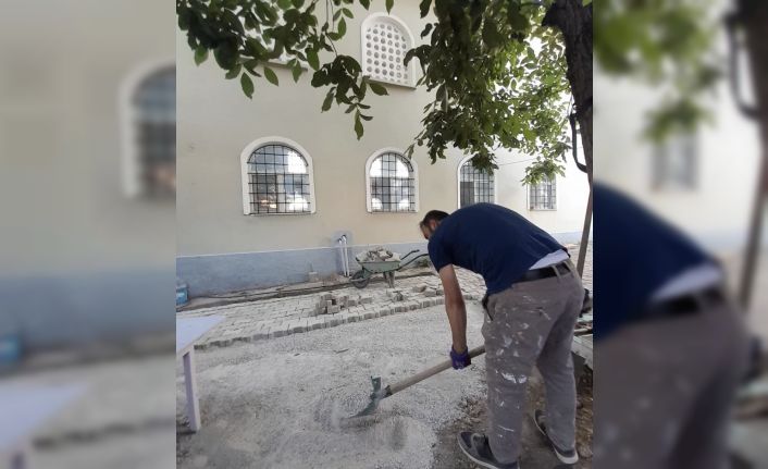 Babaeski’de imamdan örnek davranış