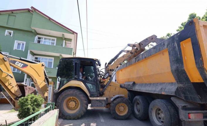 Başiskele’de kurban atıkları toplanıyor