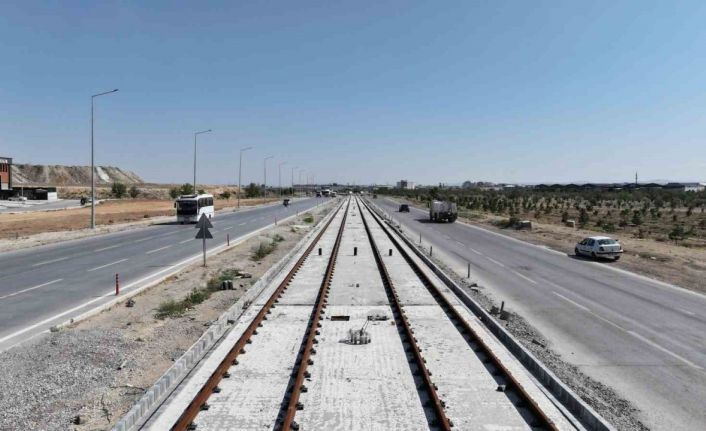 Başkan Altay: "11.1 kilometrelik Şehir Hastanesi-Yeni Sanayi Tramvay Hattının yüzde 30’luk kısmını tamamladık"
