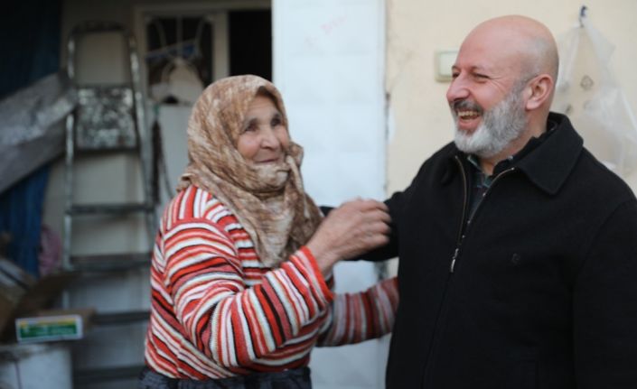 Başkan Çolakbayrakdar: "Büyüklerimizin hayır duaları, bizim en değerli gücümüz"