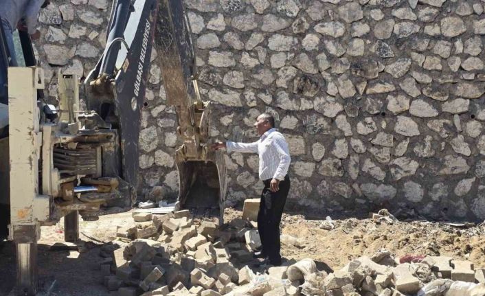 Başkan Coşkun, yeni sanayi sitesindeki tadilat çalışmalarını yerinde inceledi