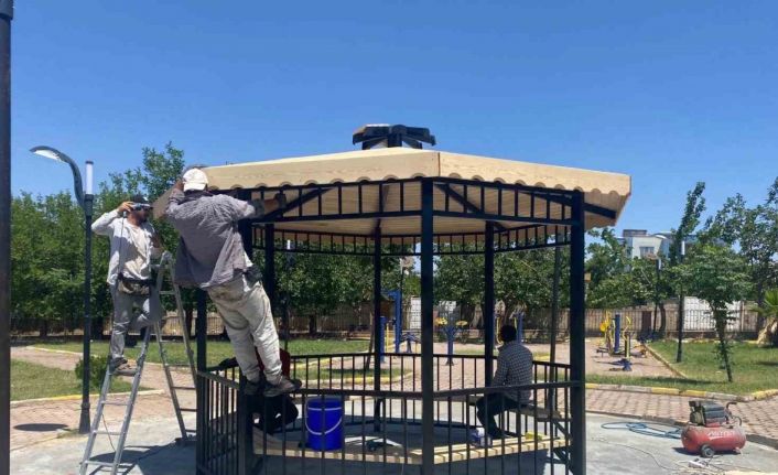 Başkan Hallaç: ‘’Parklarımızda temizlik ve bakım çalışmaları aralıksız devam ediyor"