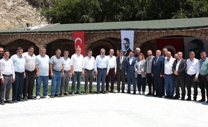 Başkan Öntürk, Amanos muhtarlarıyla buluştu