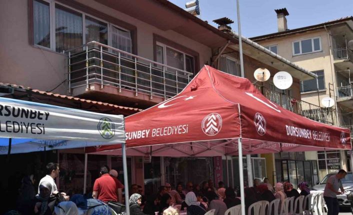 Bayrak Asan Dayı’nın mutlu günü