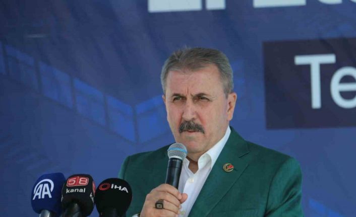 BBP Genel Başkanı Destici: "Size helal olan nükleer, İslam ülkelerine yasak mı?"