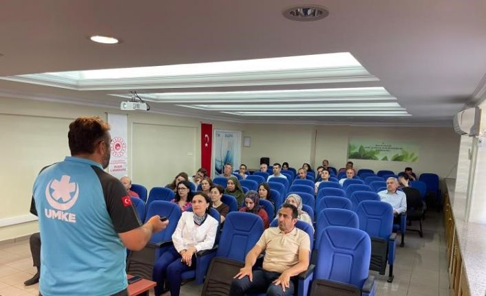 Bilecik’te kamu personeline ilk yardım eğitimi verildi