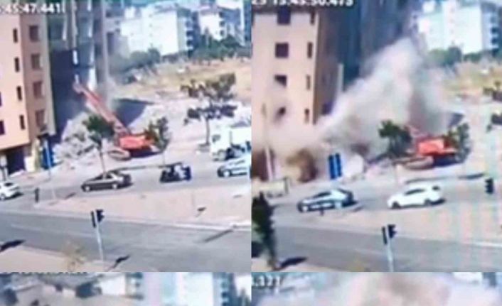 Binanın iş makinesinin üzerine çöktüğü anlar kamerada