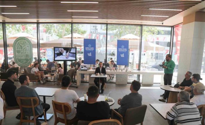BTÜ’den toplumla bilimsel buluşma: Bilim Kafe’nin ilk etkinliği gerçekleşti