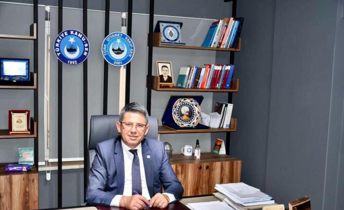 Bursa’daki selatin camilerin müze gibi görülmesi herkesi huzursuz etti