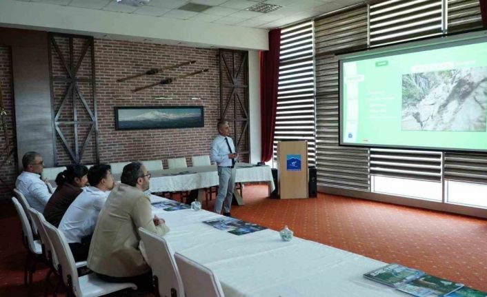 Büyükşehirden Çinli yetkililere, Erciyes ile ilgili kapsamlı kültür ve turizm sunumu