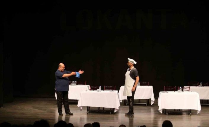 Büyükşehir’in ‘Lokanta’ tiyatrosu büyük beğeni topladı