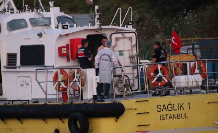 Çanakkale’de sağlık botunda patlama: 1 ölü, 1 yaralı