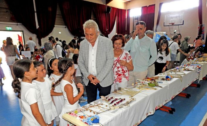 Çeşme’de, öğrencilerden geri dönüşüme duyarlı yıl sonu etkinliği