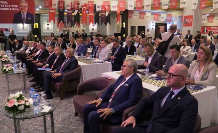 CHP’li belediye başkanları Bandırma’da bir araya geldi