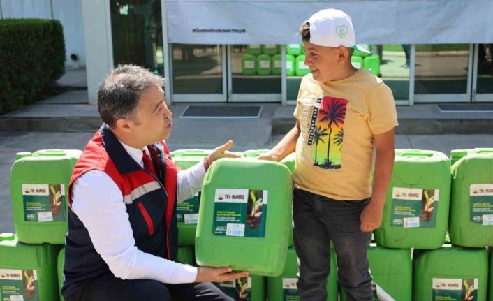 Çiftçilere ’Hümik Asit’ dağıtıldı