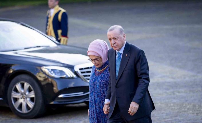 Cumhurbaşkanı Erdoğan, NATO liderleri onuruna verilen akşam yemeğine katıldı