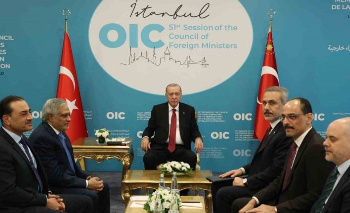 Cumhurbaşkanı Erdoğan, Pakistan Dışişleri Bakanı Dar ve Pakistan Kara Kuvvetleri Komutanı Munir’i kabul etti