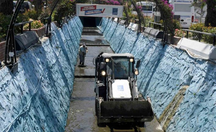 Damlacık Deresi’nde detaylı temizlik çalışması