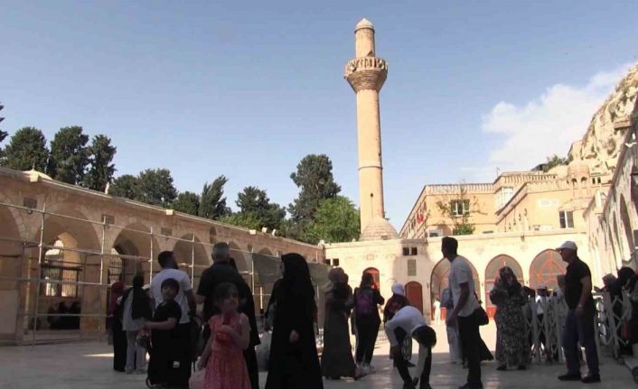 Deprem ve selde hasar gören tarihi yapılar yeniden ayağa kalkıyor