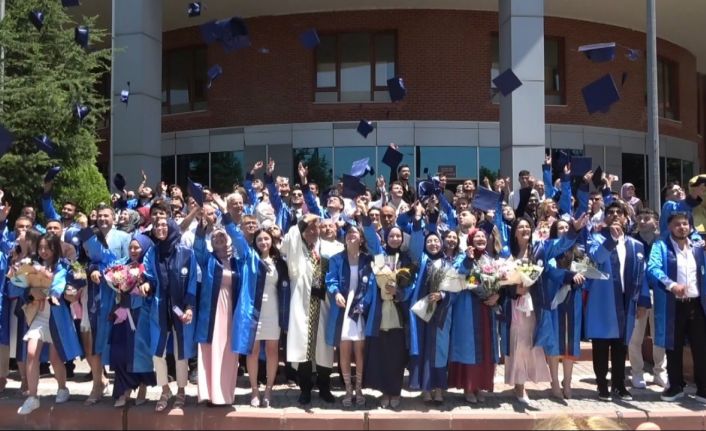 DPÜ Tavşanlı Kampüsü’nde 272 öğrencinin mezuniyet coşkusu