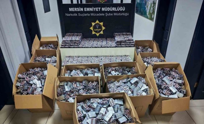 Dronla takip edilen kamyonette 332 bin adet sentetik ecza ele geçirildi