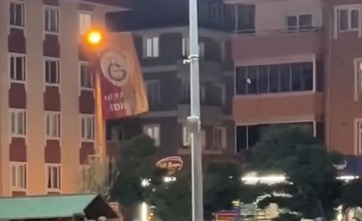 Edirne’de gençler arasında parkta yumruklu kavga