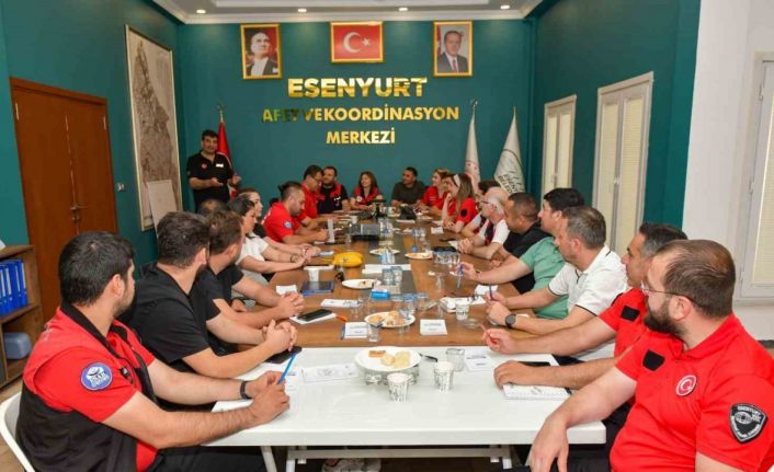 Esenyurt Belediyesi’nden afet bilincine öncü adım