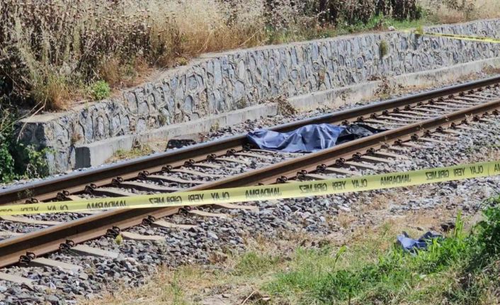 Evlenmeye hazırlanıyordu, trenin altında kalarak can verdi