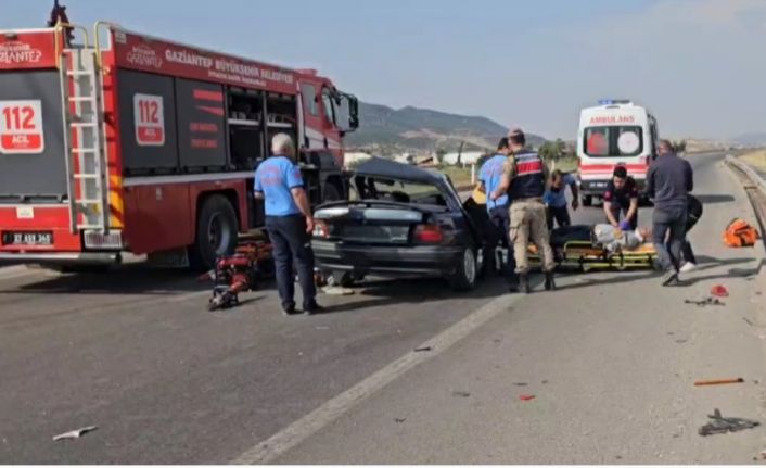 Gaziantep’te iki otomobil çarpıştı: 1 ölü, 2 yaralı